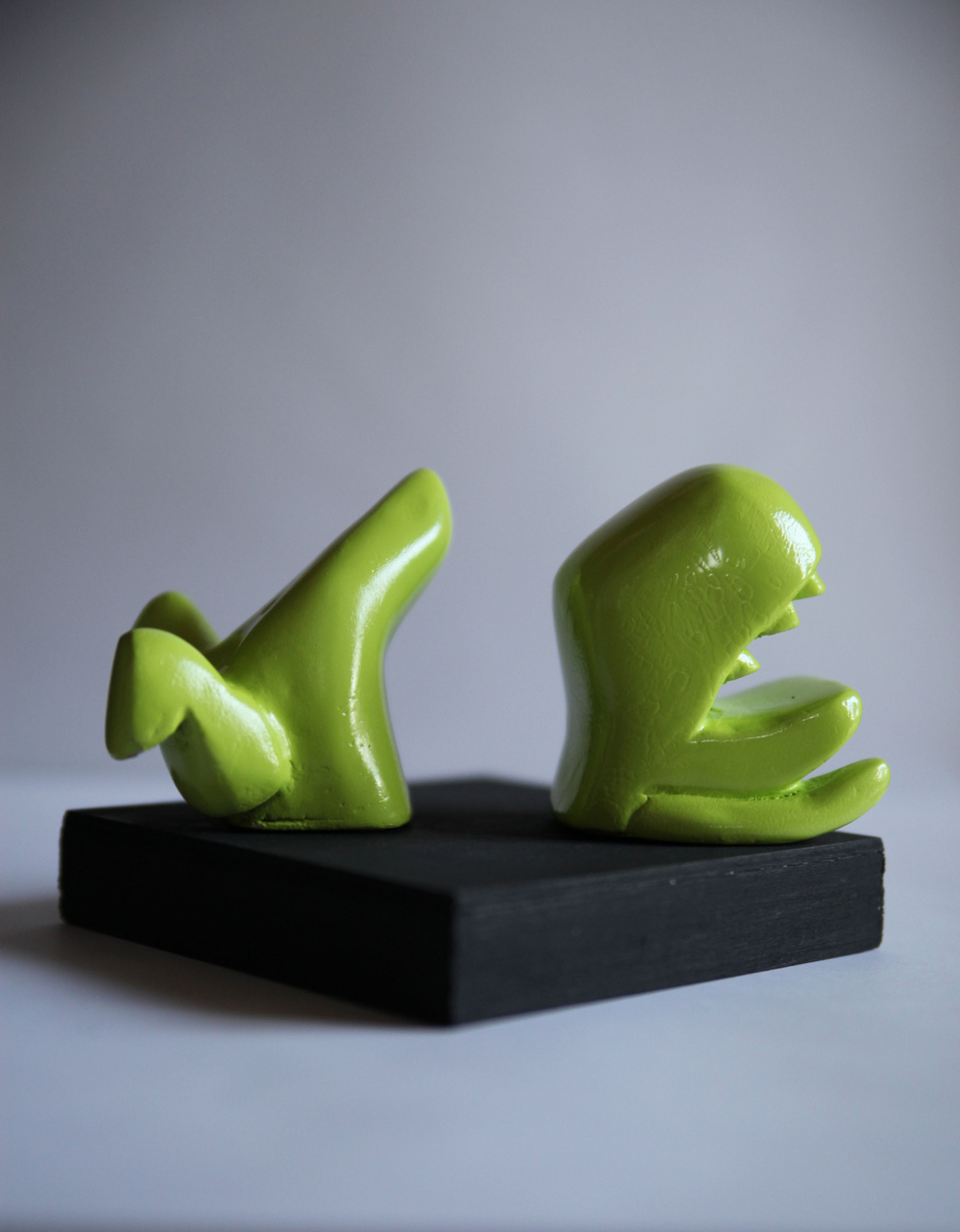 Atticus Anderson Portfolio - Extinction Salt and Pepper Shakers, Spring 2012 Two-Part Epoxy, Paint Tribute to Alessi product line. Cast in two-part epoxy from a silicone mold.