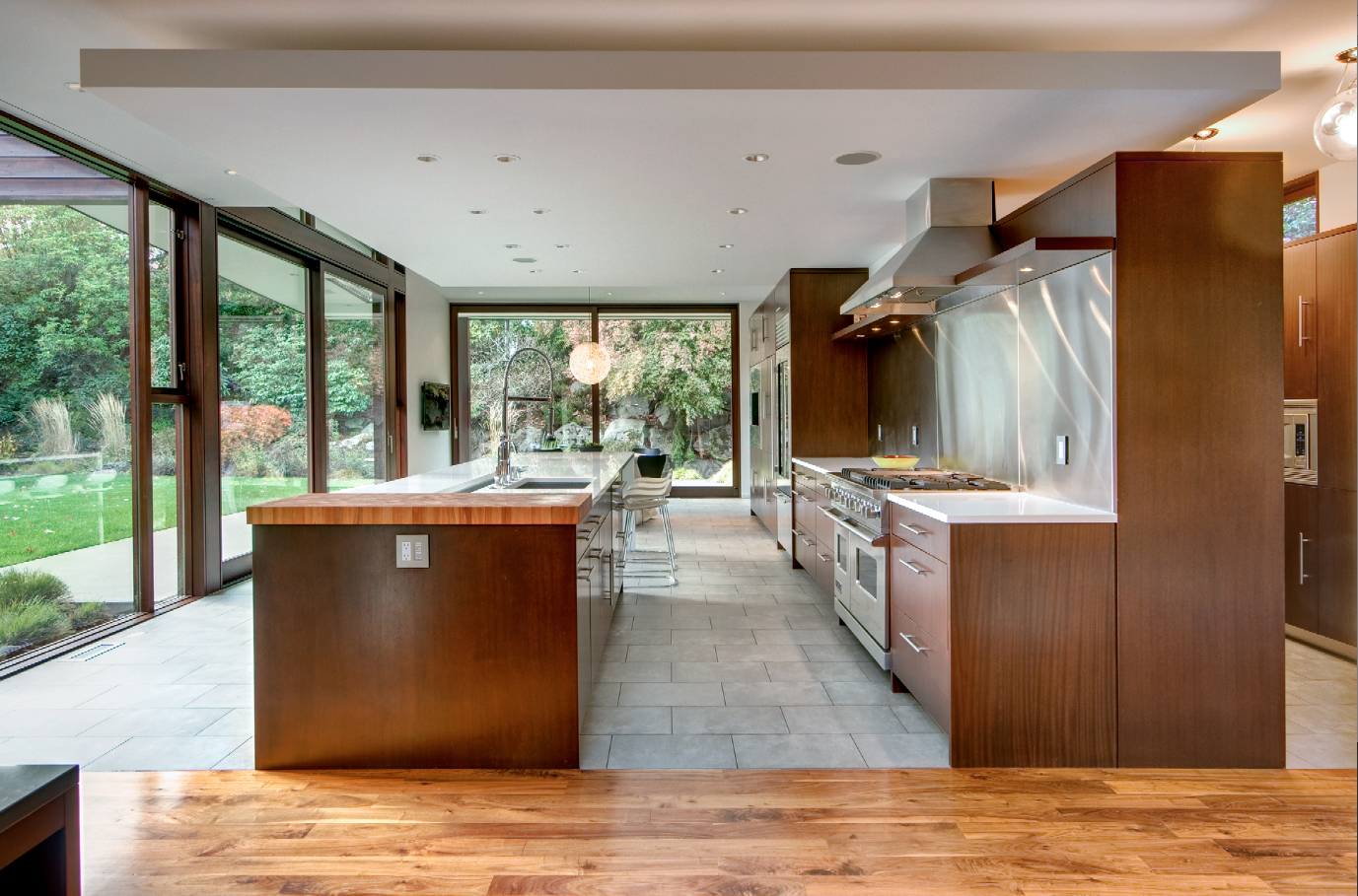 Holland Stephens Interiors